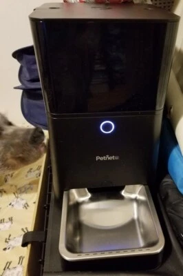 PETNET SMARTFEEDER AUTOMATIC PET FEEDER FOR CATS & DOGS MODEL (SF10E) - Image 1 of 4