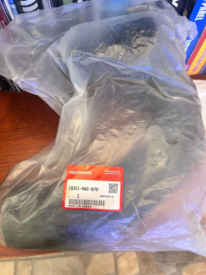 MANGUERA ESCAPE TRASERA BLOQUEO AGUA HONDA AQUATRAX F12 R12 F12X R12X 18351-HW1-670 Foto 1 de 1