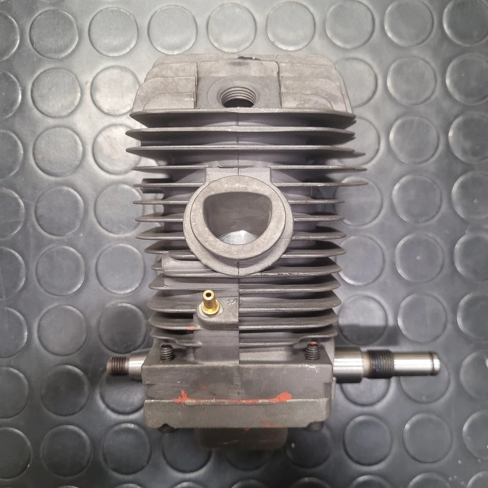 Moteur Cylindre Engine Scie à Chaîne Chainsaw STIHL Ms 021 210 1123-020-1218