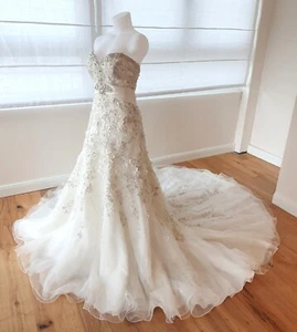 Traumhaftes Mori Lee Designer Brautkleid, TOP, Gr. M + GRATIS Accessoires! - Bild 1 von 10