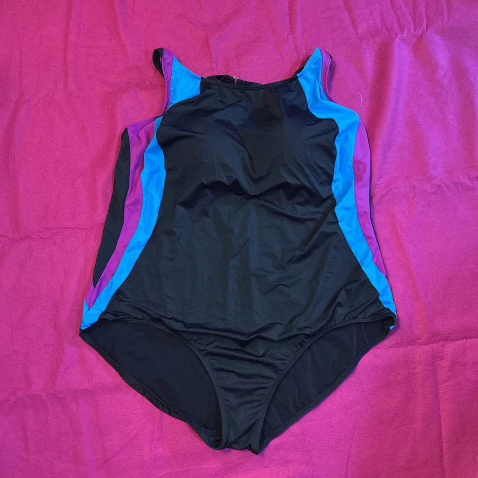 Swimsuits For All One Piece Black /Fuchsia Suite + Swim Shorts Size 6X Shelf Bra - Image 1 of 4
