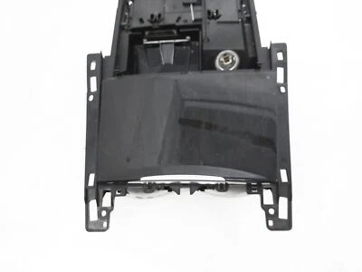 Portavasos consola central Mercedes-Benz E350 2010-2013 sedán 212-680-01-10 Foto 1 de 4