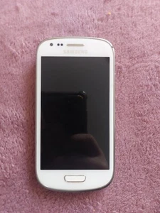 Samsung Galaxy S3 mini GT-I8190, weiß, 8GB, funktioniert, Gebrauchsspuren - Bild 1 von 3