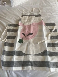 Beautiful Apron Linen/Cotton Sheep Detail with Pocket New - Picture 1 of 10