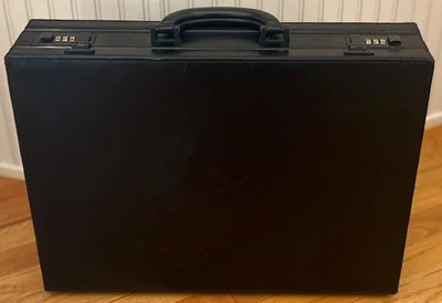 VTG TUMI Black Leather Hard Expandable Attaché Briefcase Combination Locks - Image 1 of 4