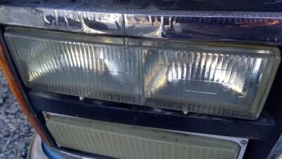 Used Right Headlight Assembly fits: 1992 Gmc Suburban 1500 composite Right Grade Foto 1 de 4