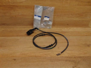 Front Right Brake Lining Wear Indicator Genuine Mercedes W202 - A2025405509 - Picture 1 of 1