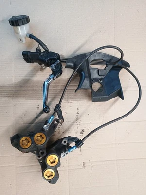 Yamaha YZF-R1 / R1 2002-2003 5PW - Sistema de frenos delanteros puntos dorados con radial M/C Foto 1 de 4