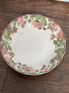 Nikko Tableware Precious Scalloped Pink Roses Floral Cereal Bowl Japan - Picture 1 of 7
