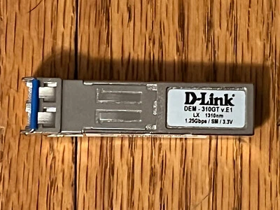 D-Link DEM-310GT-E1 1G SFP fiber transceiver - Image 1 of 2