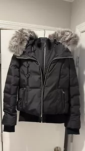 Auth Brand New WOMEN Mackage Romane Coat Black W Real Fur Small - Picture 1 of 13
