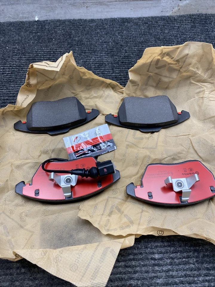 Комплект передних керамических тормозных колодок Brembo для Audi A3 TT Quattro VW Golf Jetta P85075N - Изображение 1 из 4