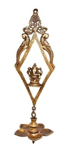 Appendi Murale Di Lord Ganesha 5 Stoppini Olio Lampada Di Bronzo Marrone 40 Cm - Foto 1 di 3