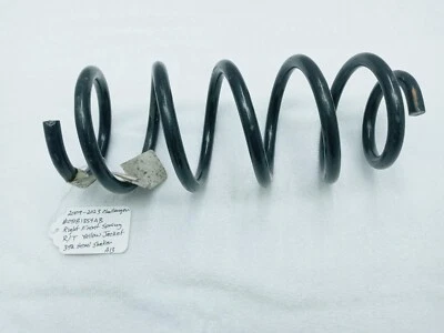Mopar Dodge #05181354AB Front Suspension Coil Spring for 2009-23 Challenger R/T Foto 1 de 3