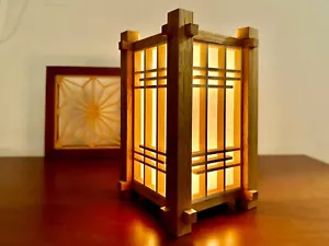 Shoji Lampe mit Kumiko Muster - Tischleuchte - in Handarbeit gefertigt - Bild 1 von 4