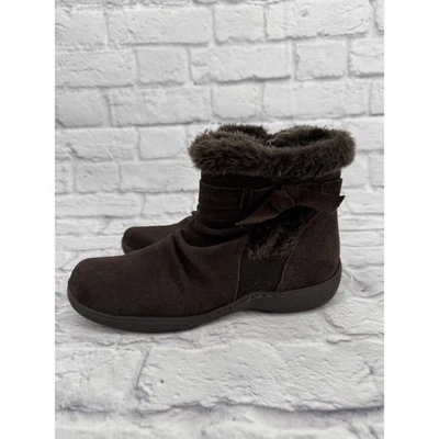 BareTraps 女式棕色麂皮绒人造毛皮衬里踝靴蝴蝶结 8M 码 — 第 1/4 张图片