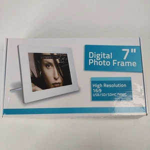 Clas Ohlson 7" White Digital Photo Frame High Resolution 16:9 USB/SD/SDHC/MMC - Picture 1 of 6