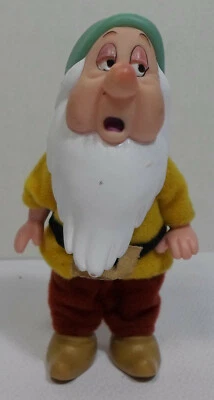 DISNEY SIMBA VTG SNOW WHITE & THE 7 DWARFS SLEEPY DWARF 4.5'' FIGURE DOLL - Image 1 of 4