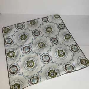 Funda de Almohada Vintage Bordada Floral Medallón 18.5 x 18.5 Paleta Calmante - Imagen 1 de 5