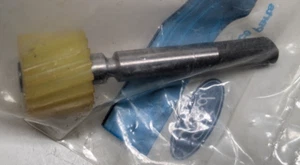 NOS OEM Ford E07Z-17271-B Speedometer Driven Gear 1980 Courier 2.3L MANUAL - Picture 1 of 2