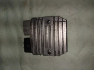 Honda Foreman 500 ES TRX 500 FE 2006 voltage regulator rectifier oem A2962 - Picture 1 of 3