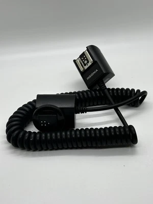 INSIGNIA TTL Off-Camera Sync Cord for Canon Enables enhanced  flash  effects - Image 1 of 4