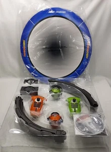 ๐ฅ Vintage Sharper Image SUMO ROBOTS Infrared R/C Controlled AI Battle Bots F/S - Picture 1 of 12