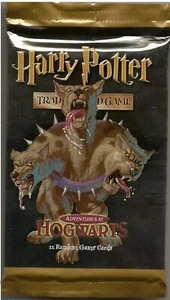 HARRY POTTER CCG/TCG - ADVENTURES AT HOGWARTS BOOSTER PACK - Foto 1 di 2