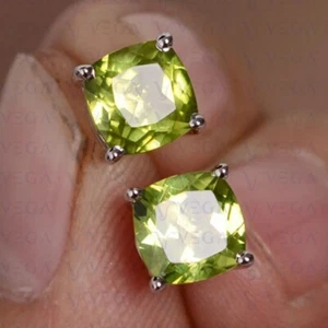 3.00ct Cushion Cut Natural Peridot Solitaire Stud Earring 18k White Gold Plated - Picture 1 of 10