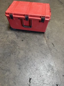 Pelican iM2975 Storm Case Rolling étanche rare rouge livraison gratuite ! - Photo 1 sur 5