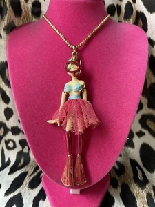 Betsey Johnson Jewels Of The Sea RIESIGE Taucher Mädchen Tutu Puppe lange Halskette - Bild 1 von 5
