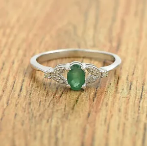 Oval Faceted Natural Green Emerald Gemstone Halo Ring 925 Sterling Silver - Picture 1 of 3