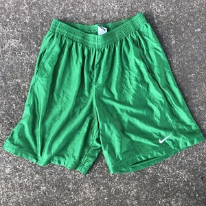 Pantalones Cortos Nike Vintage Verde Deslumbramiento Sueltos Para Hombre XL - Imagen 1 de 6
