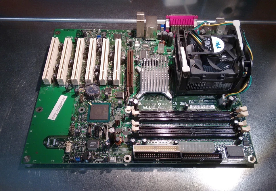 GE VIVID 7 logiq 9 BEP D865GBF/D865PERC [C25843] +CPU 3GHz+ 1GB Motherboard  - Imagen 1 de 4