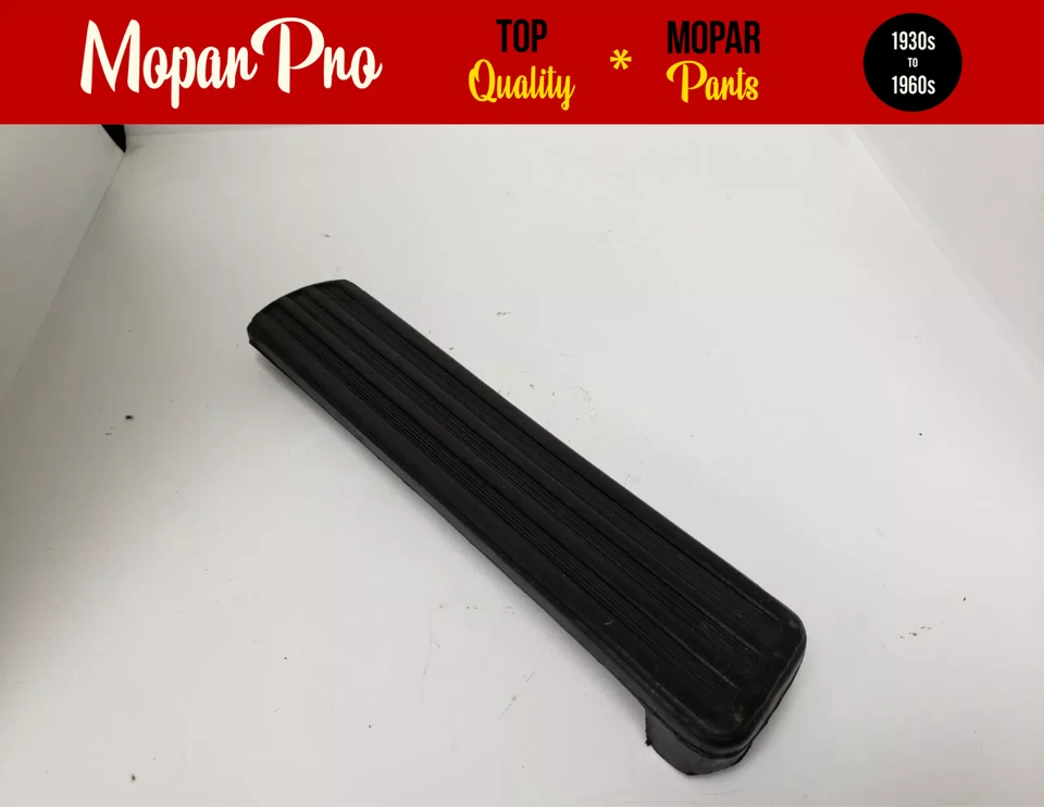 1947 PLYMOUTH SPECIAL DELUXE BRAND NEW RUBBER GAS ACCELERATOR PEDAL - Image 1 of 4