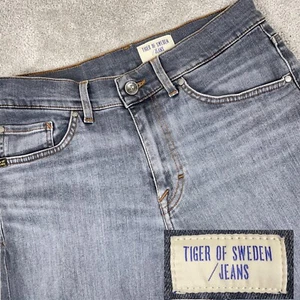 Tiger of Sweden Jeans Evolve Mens 30x32 Gray Slim Fit Italian Candiani Denim EUC - Picture 1 of 23