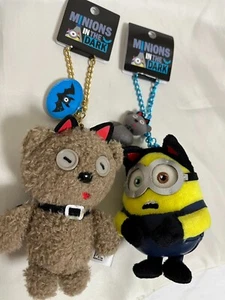USJ Hallowen Exclusive Minions Tim and Bob mascot keychain set - Picture 1 of 4