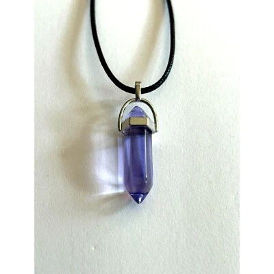 Collar de cristal de cuarzo con forma de colgante hexagonal de piedra y zafiro lavanda para mujer Foto 1 de 4