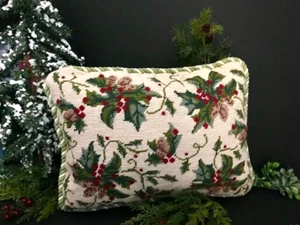 BEAUTIFUL! HOLLY BERRIES NEEDLEPOINT DECORATIVE ACCENT PILLOW BY WISH FOR JOY - Picture 1 of 23