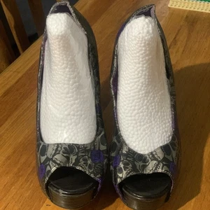 Iron Fist Skull Heels Black Purple Silver Size 39 Gothic Punk Platform Shoes - Picture 1 of 3