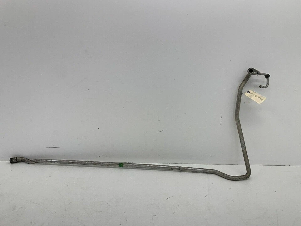 Manguera de línea de aire acondicionado Porsche 911 993 1995-1998 OEM usada Foto 1 de 4
