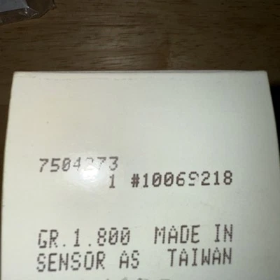 Interruptor de presión de aceite de motor genuino GM ACDelco 10069218 camioneta Chevrolet años 80 nuevo de stock Foto 1 de 3