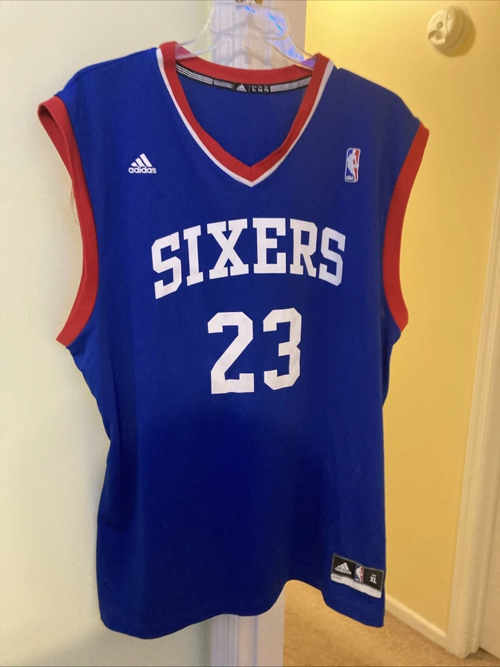 Camiseta Adidas XL Richardson 76ers Foto 1 de 4