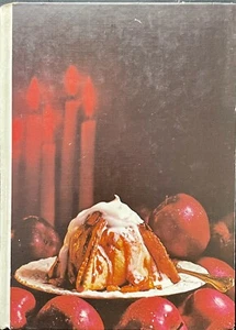 Vintage Southern Living The Holiday Cookbook (1971) HB Christmas, etc - Picture 1 of 3
