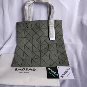 BAO BAO Issey Miyake Lucent Matte Tote Bag aus Japan 34 x34 cm Kahkisp - Bild 1 von 4
