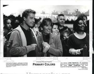 1997 Pressefoto John Travolta & Emma Thompson in "Primärfarben" - LRP50010 - Bild 1 von 2