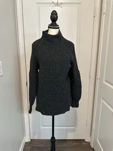Suéter grueso tejido con cable mezcla de alpaca gris carbón Anthropologie talla grande S - Imagen 1 de 5