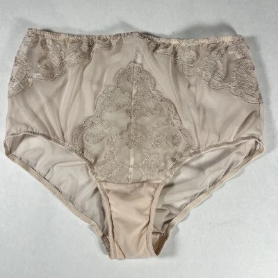 Bragas transparentes de encaje SOMA color topo talla mediana Foto 1 de 4