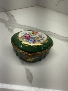 CAJA PORCELANA BARATIJA SEVRES VINTAGE HECHA EN FRANCIA PINTADA A MANO. - Imagen 1 de 12