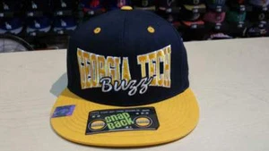 NCAA Georgia Tech gelbe Jacken zweifarbig Teamlogo an der Seite Retro Druckknopflasche Kappe Mütze - Bild 1 von 5